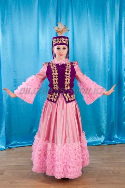 Женский татарский национальный костюм