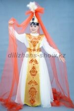 03872 Казахский национальный костюм
