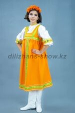 03887 Русский национальный костюм. Сарафан + блузка (8000 тг), венок (5000 тг), сапоги (4000 тг)