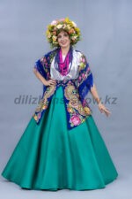 04770 Русский народный костюм
