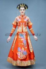 03965 Китайский женский костюм (18000 тг), головной убор с заколками (10000 тг)