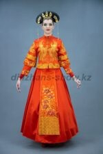 03966 Китайский женский костюм (18000 тг), головной убор с заколками (10000 тг)