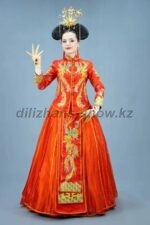 03970 Китайский женский костюм (18000 тг), головной убор с заколкой (10000 тг), украшения для рук (4000 тг)
