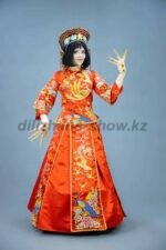 03972 Китайский женский костюм (18000 тг), головной убор (3000 тг), украшения для рук (4000 тг)