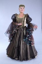 02293 Азербайджанский женский костюм. Платье (10000 тг), головной убор (2000 тг)