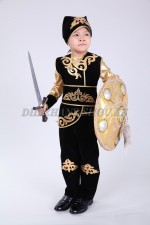 Казахский национальный костюм "Бийши" 02. Жилет, брюки, пояс, рубашка, бандана (4000 тг), меч (1000 тг), щит (2000 тг)