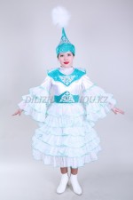 00538 казахский национальный костюм. Платье (8000 тг), саукеле (2000 тг)