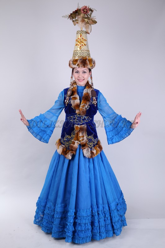 Казахский женский народный костюм