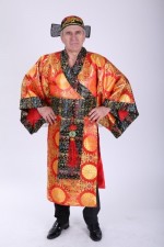 02434 Китайский костюм императора. Кимоно (8000 тг), головной убор (2000 тг)