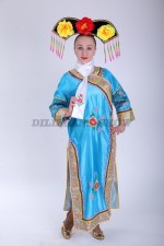 02429 Китайский женский костюм. Платье (8000 тг), головной убор (2000 тг)