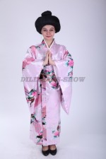 02477 Японское кимоно "Амэя 02" (8000 тг), парик (3000 тг)