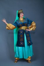 02307 Армянский народный костюм