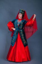 02328 Женский татарский национальный костюм