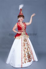 02063 Казахский национальный костюм. Платье (15000 тг), камзол (8000 тг), саукеле (3000 тг)