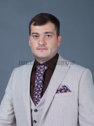 02002 Костюм тройка