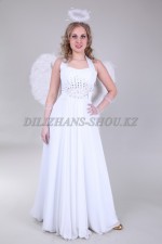 01718 Ангел с белыми перьевыми крыльями. Платье (8000 тг), крылья (6000 тг), нимб (1000 тг)