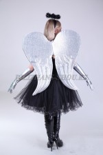 01705 Серебристые крылья для ангелов. Платье (8000 тг), крылья (2000 тг), перчатки (2000 тг), нимб (1000 тг)