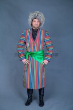 02268 Туркменский народный костюм. Чапан с платком (5000 тг), папаха (5000 тг), рубашка (2000 тг), шаровары (2000 тг), сапоги (4000 тг)
