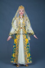 Узбекский национальный костюм «Нафиса 01». Камзол + платье (15000 тг), головной убор (2000 тг), фата (3000 тг)